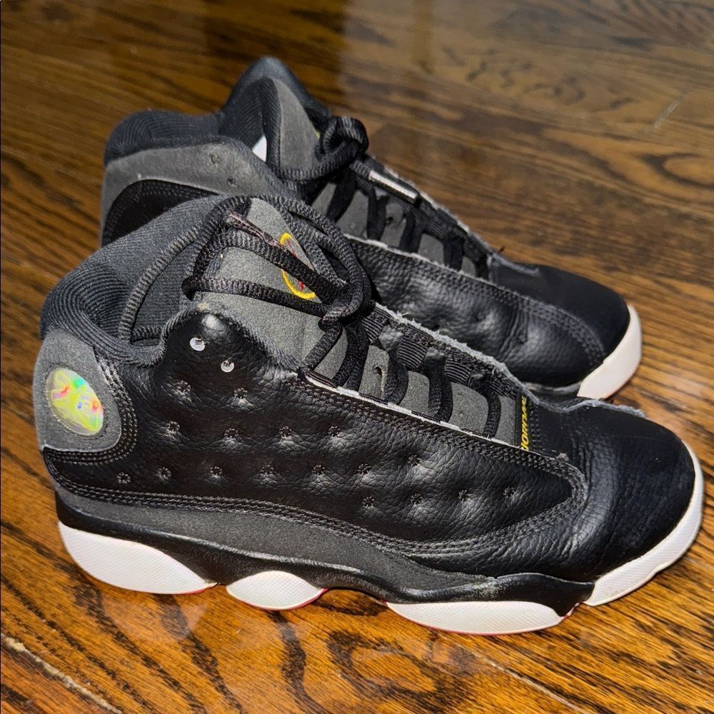 JORDAN RETRO 13 PLAYOFFS 2.5Y